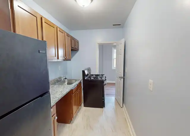 Property at 444 Mellon St SE Unit 4, Washington, DC, 20032, 2 beds, 1 bath, [object Object]