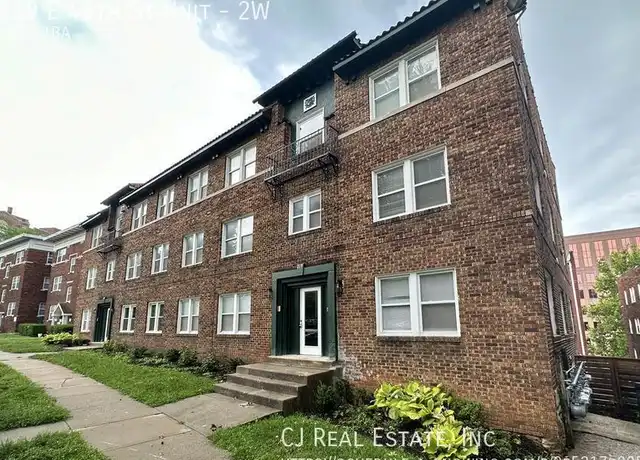 Property at 219 E 46th St Unit 2W, Kansas City, MO, 64112, 1 bed, 1 bath, [object Object]