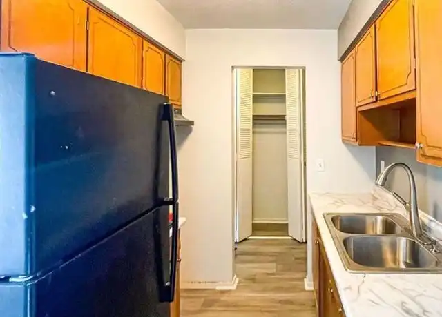 Property at 8300 W 31st St Unit 301, St Louis Park, MN, 55426, 2 beds, 2 baths, [object Object]