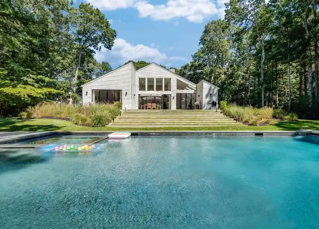 Property at 21 Bull Run, East Hampton, NY, 11937, 5 beds, 6 baths, [object Object]