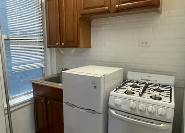 Property at 155 E 52nd St Unit 9L, New York, NY, 10022, 1 bed, 1 bath, [object Object]