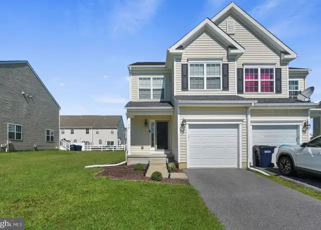Property at 14 Dilworthtown Dr, Smyrna, DE, 19977, 3 beds, 2.5 baths, [object Object]