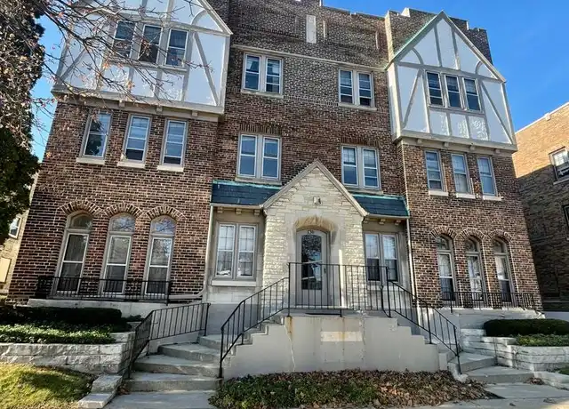 Property at 2631 N Cramer St Unit 206, Milwaukee, WI, 53211, 1 bed, 1 bath, [object Object]