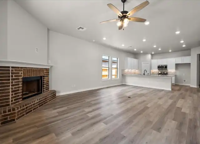 Property at 3203 Farmhouse Ave, Wolfforth, TX, 79382, 3 beds, 2 baths, [object Object]