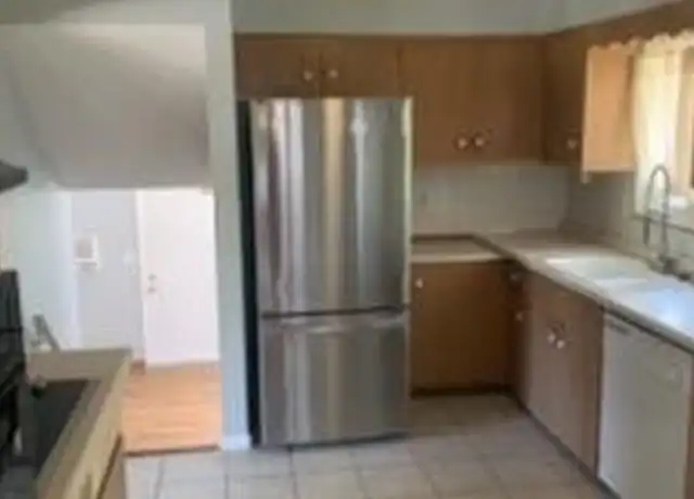 Property at 1861 Hove Rd, Columbus, OH, 43221, 3 beds, 1.5 baths, [object Object]