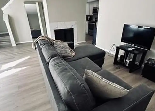 Property at 9803 Walnut St Unit B208, Dallas, TX, 75243, 3 beds, 1 bath, [object Object]
