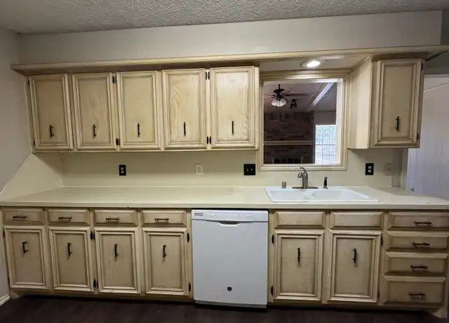 Property at 3529 102nd St, Lubbock, TX, 79423, 3 beds, 2 baths, [object Object]