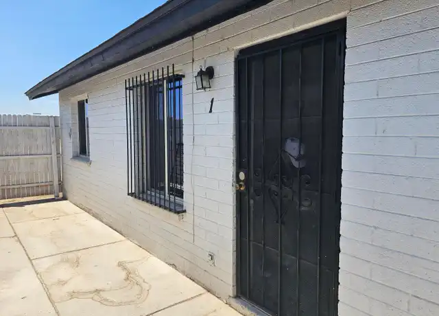 Property at 3224 W Jackson St, Phoenix, AZ, 85009, 2 beds, 1 bath, [object Object]