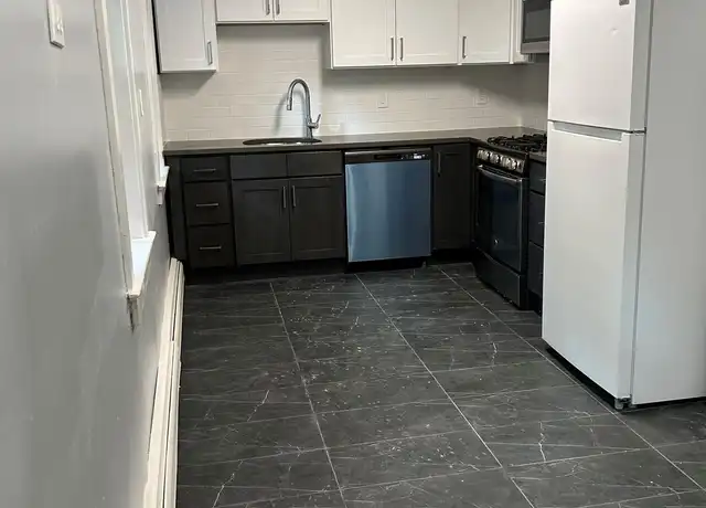 Property at 19 Red Hill Rd Unit 2, New City, NY, 10956, 5 beds, 2 baths, [object Object]
