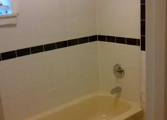 Property at 1420 N Chesapeake Rd, Camden, NJ, 08104, 3 beds, 1 bath, [object Object]