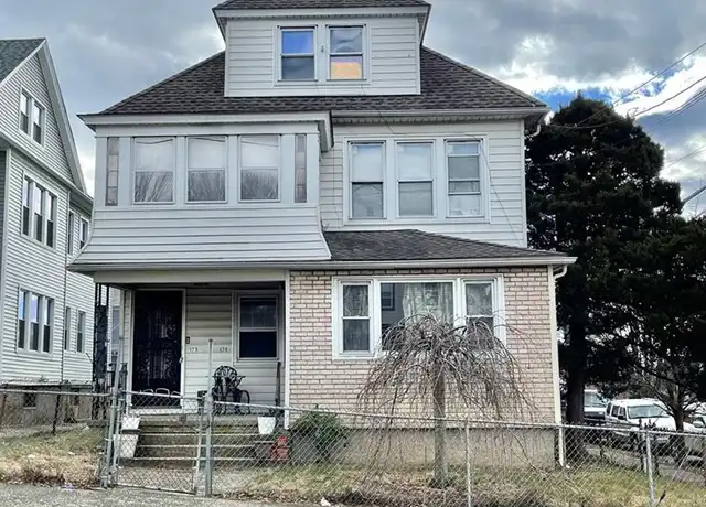 Property at 173 Coleman St Unit 3rd floor, Bridgeport, CT, 06604, 2 beds, 1 bath, [object Object]