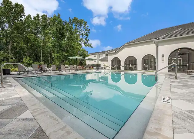 Property at Caroline - 1906 Griffin Rd, Lakeland, FL, 33810, 1 bed, 1 bath, [object Object]