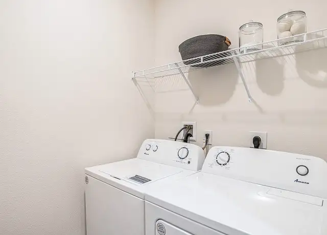 Photo of 1906 Griffin Rd, Lakeland, FL 33810