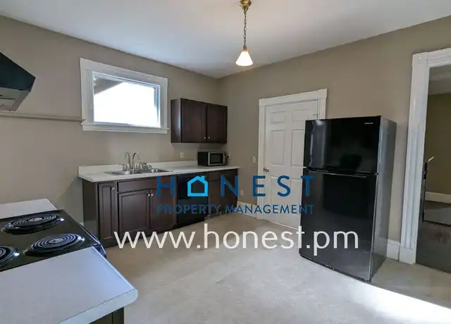 Property at 12 Church St Unit 1, Augusta, ME, 04330, 2 beds, 1 bath, [object Object]