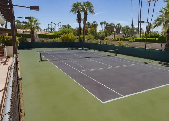 Property at 835 N Avenida Palmas, Palm Springs, CA, 92262, 1 bed, 1 bath, [object Object]