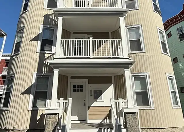Property at 4 Sumner Sq Unit 3, Boston, MA, 02125, 3 beds, 1 bath, [object Object]