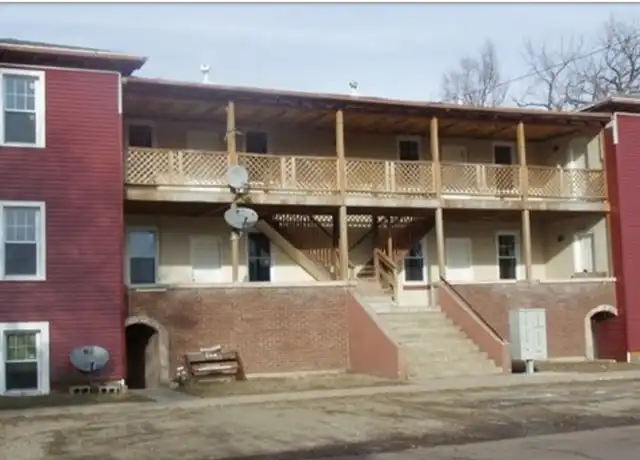 Property at 255 2nd St SW Unit 4, Huron, SD, 57350, 2 beds, 1 bath, [object Object]