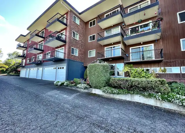 Property at 100 N Lafayette Ave, Bremerton, WA, 98312, 1 bed, 1 bath, [object Object]