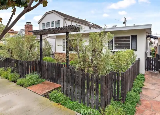 Property at 413 Dahlia Ave, Corona del Mar, CA, 92625, 2 beds, 1 bath, [object Object]