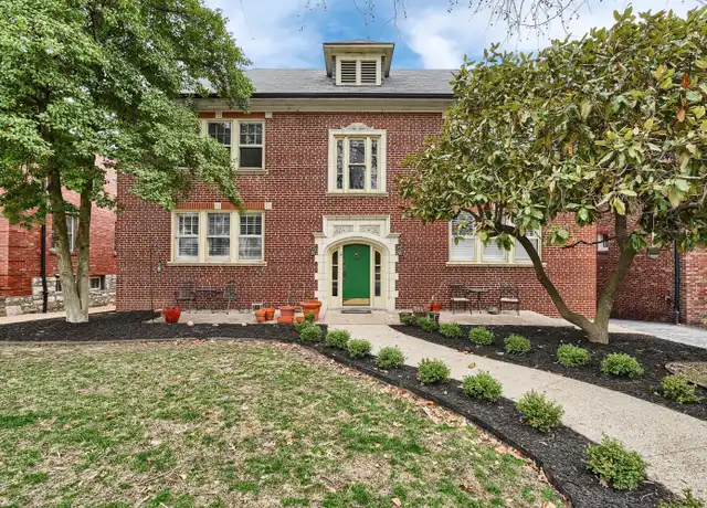 Property at 7379 Pershing Ave Unit 1W, Saint Louis, MO, 63130, 3 beds, 1.5 baths, [object Object]