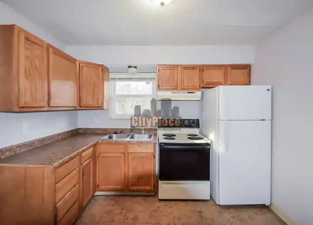 Property at 2404 N Lesley Ave, Indianapolis, IN, 46218, 2 beds, 1 bath, [object Object]