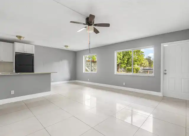 Property at 620 SE 7th Ave Unit 1, Pompano Beach, FL, 33060, 1 bed, 1 bath, [object Object]