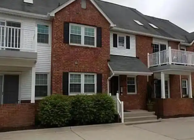 Property at 400 Bibby St, Charleston, WV, 25301, 1 bed, 1 bath, [object Object]