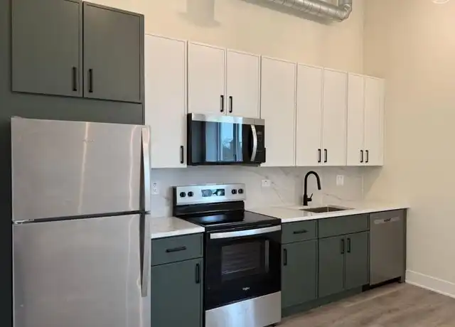 Property at 1455 Maple Ave, Evanston, IL, 60201, 1 bed, 1 bath, [object Object]