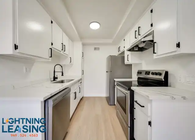 Property at 14632 Magnolia Blvd Unit 204D, Sherman Oaks, CA, 91403, 1 bed, 1 bath, [object Object]
