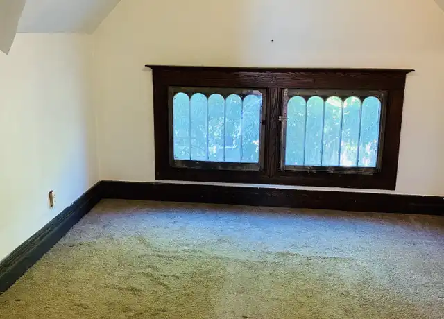Property at 131 Rosedale St Unit 2, Rochester, NY, 14620, 4 beds, 1 bath, [object Object]