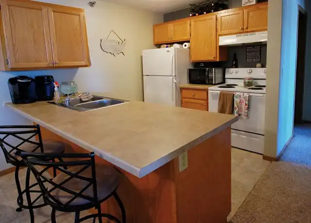 Property at 3403 22nd St S Unit 3403204R, St Cloud, MN, 56301, 2 beds, 1 bath, [object Object]