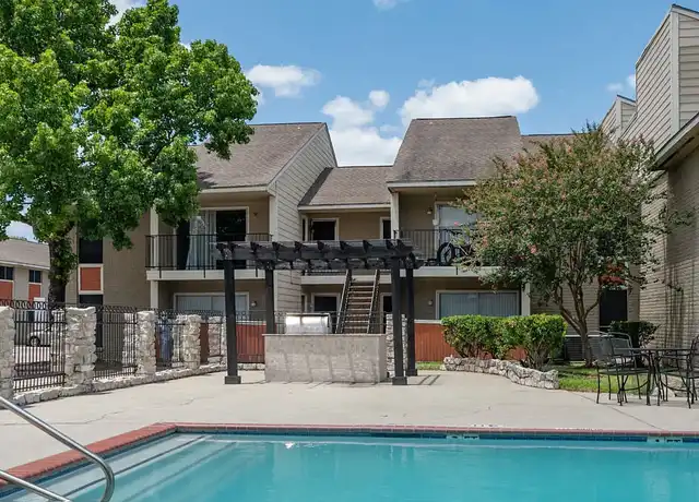 Property at La Solera - 10300 S Wilcrest Dr, Houston, TX, 77099, 2 beds, 1 bath, [object Object]