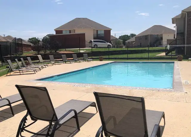 Property at Woodhaven Villas - 309 Tyler Ct, Weatherford, TX, 76086, 3 beds, 2 baths, [object Object]