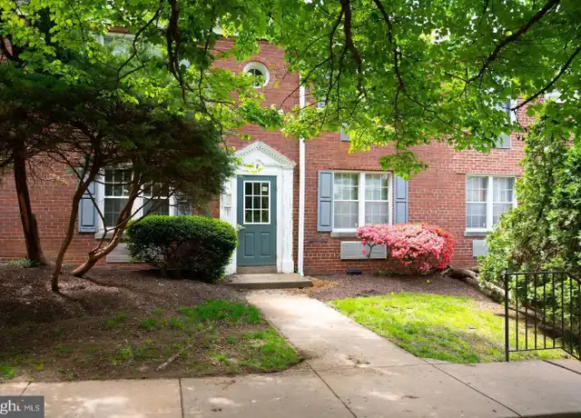 Property at 8 Auburn Ct Unit 3-8A, Alexandria, VA, 22305, 1 bed, 1 bath, [object Object]
