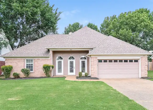 Property at 10102 Fox Hunt Dr, Olive Branch, MS, 38654, 3 beds, 2 baths, [object Object]