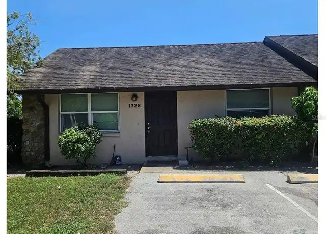 Property at 1328 54th Ave E, Bradenton, FL, 34203, 2 beds, 1 bath, [object Object]