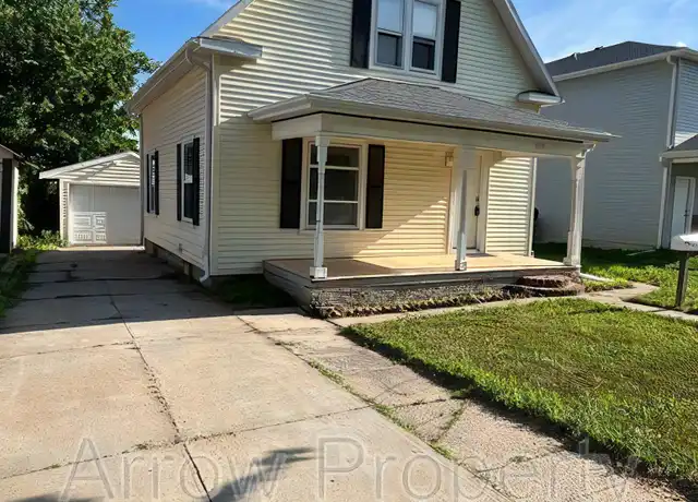 Property at 2211 Sheldon St, Lincoln, NE, 68503, 3 beds, 1.5 baths, [object Object]
