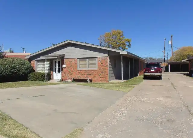 Property at 2406 46th St Unit B, Lubbock, TX, 79412, 2 beds, 1 bath, [object Object]