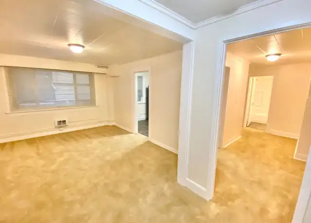 Property at 810 E Denny Way Unit B, Seattle, WA, 98122, 2 beds, 1 bath, [object Object]