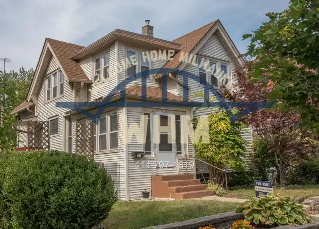 Property at 2565 N Oakland Ave, Milwaukee, WI, 53211, 2 beds, 1 bath, [object Object]
