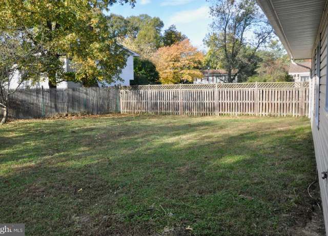 Photo of 2013 Aberdeen Dr, Crofton, MD 21114