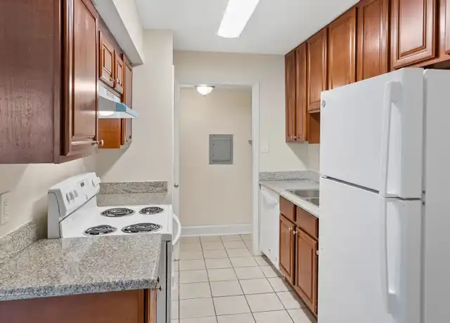 Property at 1066 Manson Dr, Baton Rouge, LA, 70816, 2 beds, 2 baths, [object Object]