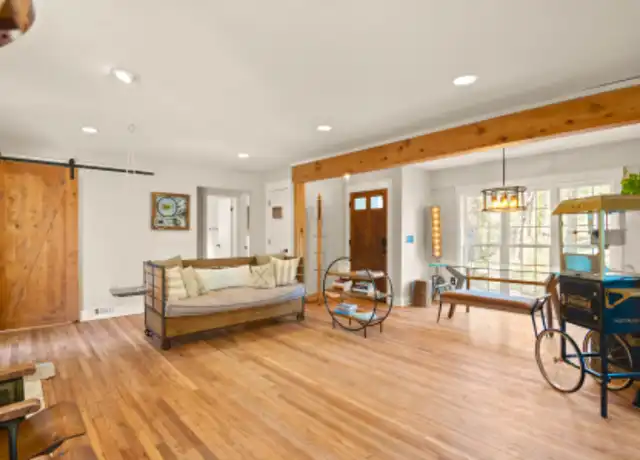 Property at 1254 Centra Villa Dr SW, Atlanta, GA, 30311, 3 beds, 2 baths, [object Object]