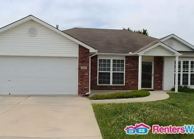 Property at 735 Carlisle Dr, Raymore, MO, 64083, 3 beds, 2 baths, [object Object]
