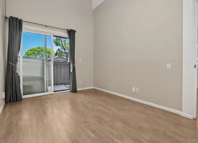 Property at 8350 Via Sonoma, La Jolla, CA, 92037, 1 bed, 1 bath, [object Object]