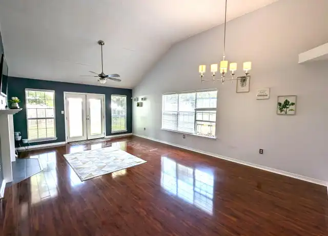 Property at 431 Sandy Ridge Cir, Mary Esther, FL, 32569, 3 beds, 2 baths, [object Object]