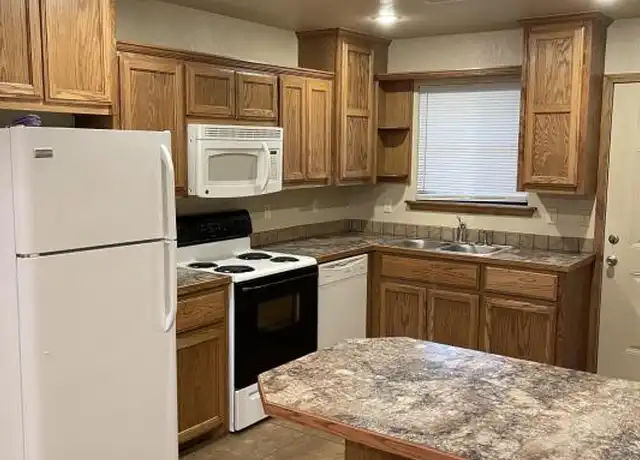 Property at 1527 N Kennedy Ln, Tahlequah, OK, 74464, 2 beds, 2 baths, [object Object]