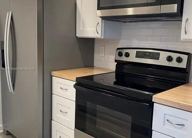 Property at 801 SW 133rd Ter Unit K310, Pembroke Pines, FL, 33027, 1 bed, 1 bath, [object Object]