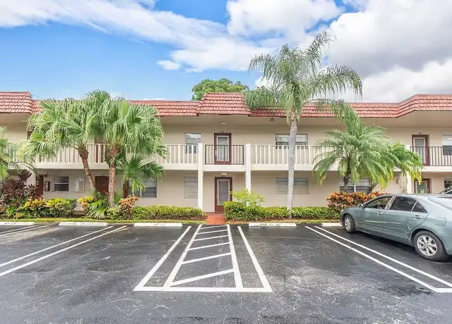 Property at 31 Abbey Ln #106, Delray Beach, FL, 33446, 2 beds, 2 baths, [object Object]