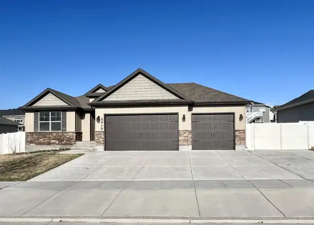 Property at 2410 Andrew St, Pocatello, ID, 83201, 6 beds, 3 baths, [object Object]